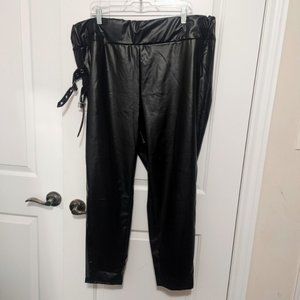SHEIN black faux leather plus size pants